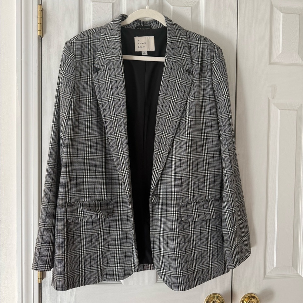 A New Day Black and White Checkered Blazer